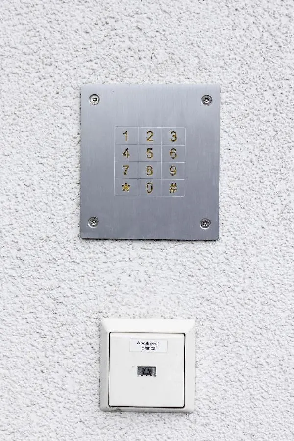 Apartment Bianca Salisburgo 0*,